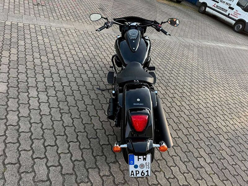 Suzuki Sonstiges C 1500 T