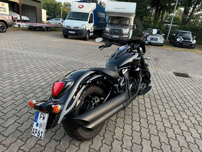 Suzuki Sonstiges C 1500 T